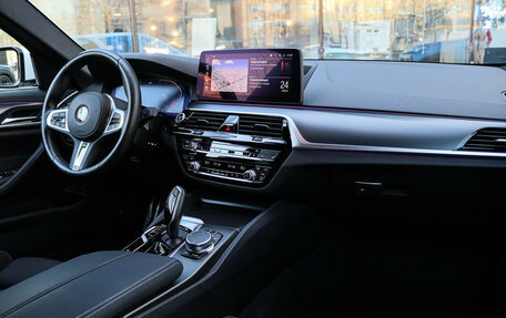 BMW 5 серия, 2021 год, 5 700 000 рублей, 12 фотография