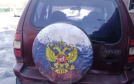 Chevrolet Niva I рестайлинг, 2005 год, 110 000 рублей, 3 фотография