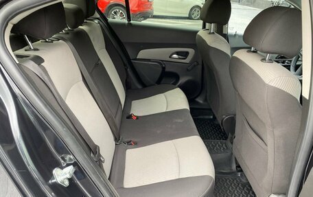 Chevrolet Cruze II, 2011 год, 699 000 рублей, 8 фотография