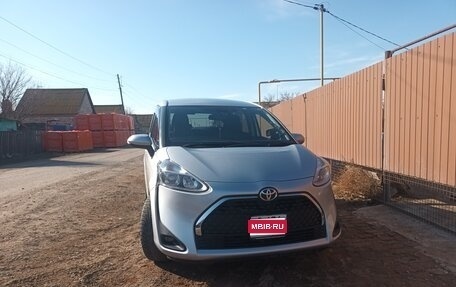 Toyota Sienta II, 2020 год, 1 700 000 рублей, 1 фотография
