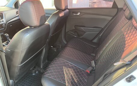 Hyundai Solaris II рестайлинг, 2018 год, 1 300 000 рублей, 8 фотография