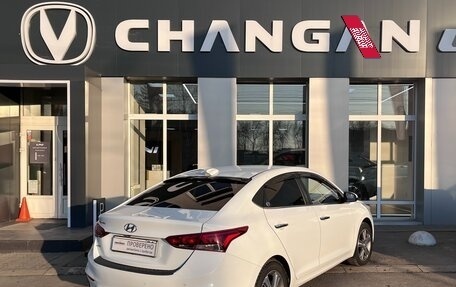 Hyundai Solaris II рестайлинг, 2018 год, 1 300 000 рублей, 3 фотография