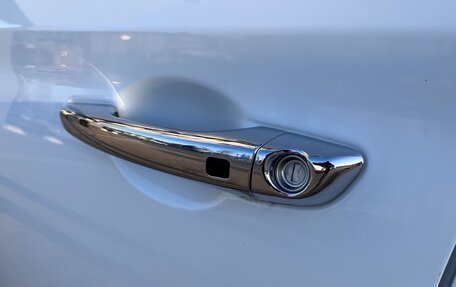 Hyundai Solaris II рестайлинг, 2018 год, 1 300 000 рублей, 24 фотография