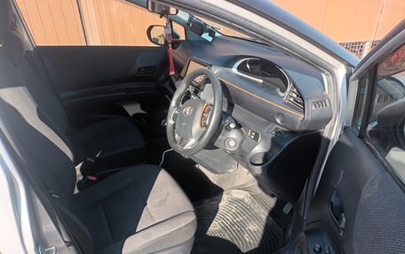 Toyota Sienta II, 2020 год, 1 700 000 рублей, 7 фотография