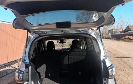 Toyota Sienta II, 2020 год, 1 700 000 рублей, 14 фотография