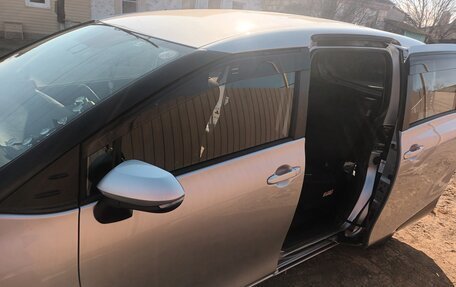 Toyota Sienta II, 2020 год, 1 700 000 рублей, 12 фотография