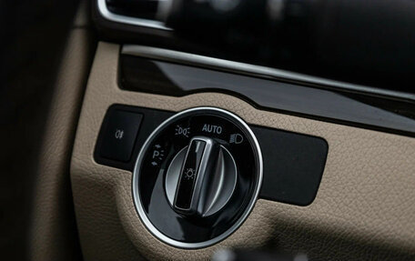 Mercedes-Benz E-Класс, 2015 год, 2 400 000 рублей, 6 фотография