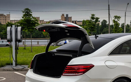 Mercedes-Benz E-Класс, 2015 год, 2 400 000 рублей, 16 фотография