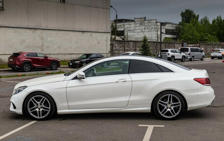 Mercedes-Benz E-Класс, 2015 год, 2 400 000 рублей, 24 фотография