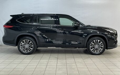 Toyota Highlander, 2025 год, 5 600 000 рублей, 10 фотография