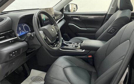 Toyota Highlander, 2025 год, 5 600 000 рублей, 14 фотография