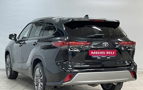 Toyota Highlander, 2025 год, 5 600 000 рублей, 6 фотография