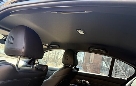 BMW 3 серия, 2019 год, 4 800 000 рублей, 15 фотография