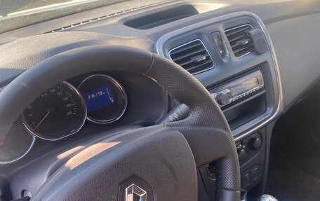 Renault Logan II, 2014 год, 320 000 рублей, 4 фотография