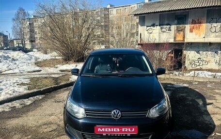 Volkswagen Polo VI (EU Market), 2013 год, 680 000 рублей, 1 фотография