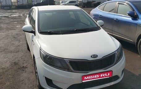 KIA Rio III рестайлинг, 2013 год, 900 000 рублей, 1 фотография