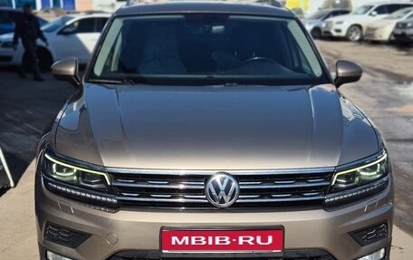 Volkswagen Tiguan II, 2017 год, 2 250 000 рублей, 1 фотография
