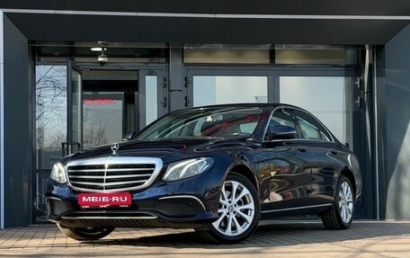 Mercedes-Benz E-Класс, 2018 год, 2 960 000 рублей, 1 фотография