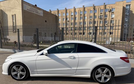 Mercedes-Benz E-Класс, 2012 год, 1 750 000 рублей, 4 фотография