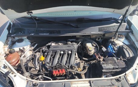 Renault Logan II, 2019 год, 650 000 рублей, 14 фотография