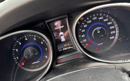 Hyundai Santa Fe III рестайлинг, 2012 год, 750 000 рублей, 9 фотография