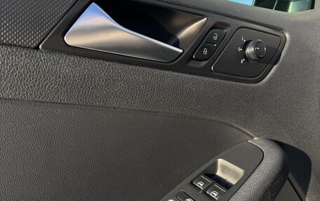 Volkswagen Jetta VI, 2015 год, 1 300 000 рублей, 17 фотография