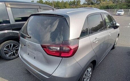 Honda Fit, 2021 год, 1 270 000 рублей, 3 фотография