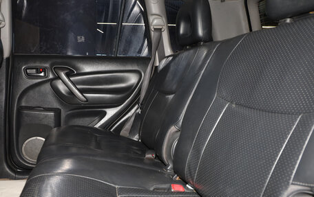 Toyota RAV4, 2004 год, 999 000 рублей, 16 фотография