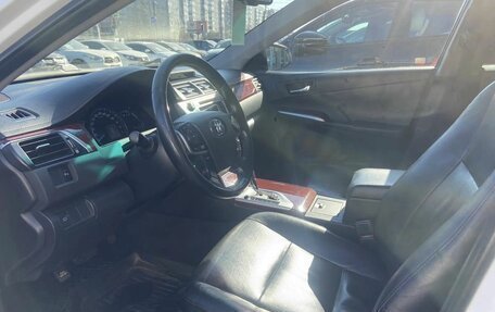 Toyota Camry, 2012 год, 1 552 000 рублей, 10 фотография