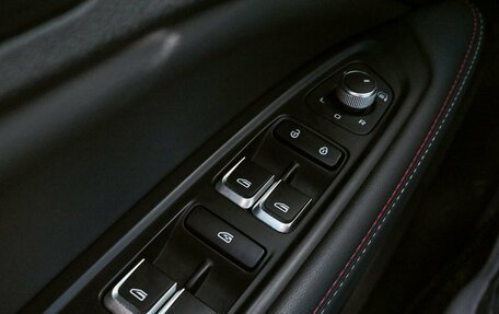 Geely Tugella FY11, 2023 год, 3 250 000 рублей, 16 фотография