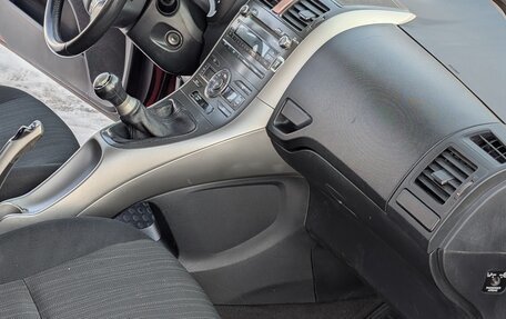 Toyota Auris II, 2007 год, 550 000 рублей, 8 фотография