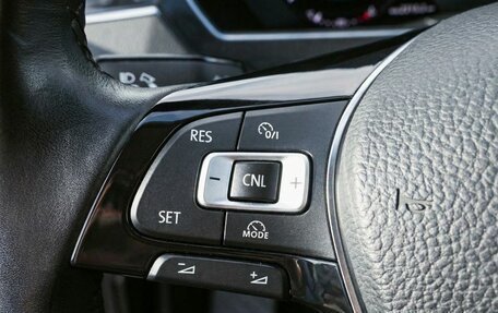 Volkswagen Tiguan II, 2018 год, 2 179 000 рублей, 20 фотография