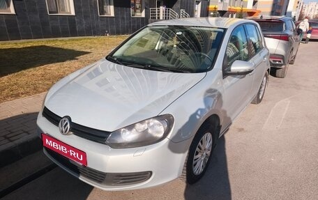 Volkswagen Golf VI, 2011 год, 660 000 рублей, 3 фотография