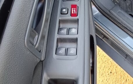 Mitsubishi Outlander III рестайлинг 3, 2018 год, 2 190 000 рублей, 10 фотография