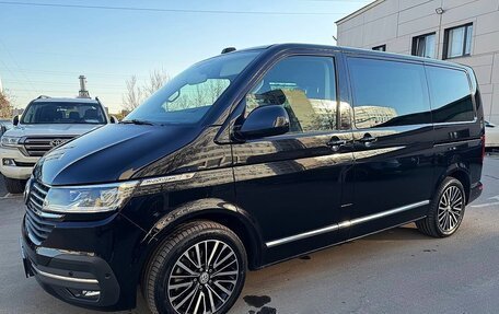 Volkswagen Multivan T6 рестайлинг, 2022 год, 7 650 000 рублей, 5 фотография