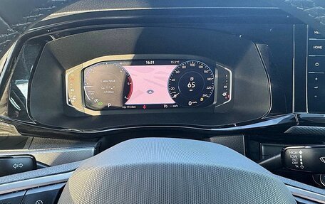 Volkswagen Multivan T6 рестайлинг, 2022 год, 7 650 000 рублей, 11 фотография