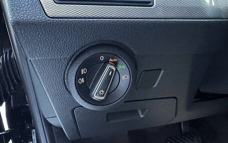 Volkswagen Multivan T6 рестайлинг, 2022 год, 7 650 000 рублей, 15 фотография