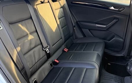 Volkswagen T-Roc I, 2022 год, 2 140 000 рублей, 30 фотография