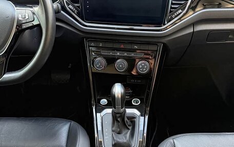 Volkswagen T-Roc I, 2022 год, 2 140 000 рублей, 23 фотография