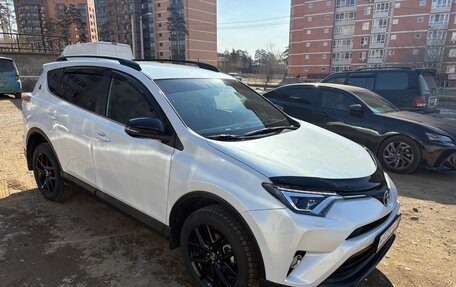 Toyota RAV4, 2018 год, 3 000 000 рублей, 5 фотография