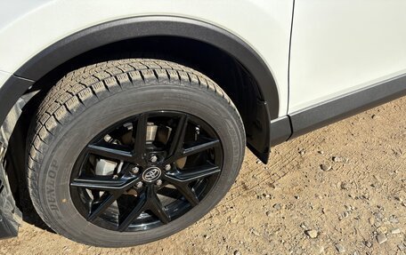 Toyota RAV4, 2018 год, 3 000 000 рублей, 9 фотография