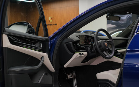 Porsche Panamera, 2025 год, 27 840 000 рублей, 13 фотография