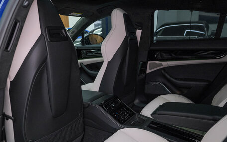 Porsche Panamera, 2025 год, 27 840 000 рублей, 33 фотография