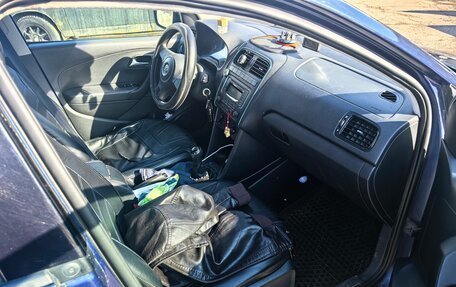 Volkswagen Polo VI (EU Market), 2013 год, 680 000 рублей, 10 фотография