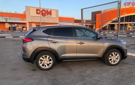 Hyundai Tucson III, 2019 год, 2 700 000 рублей, 3 фотография