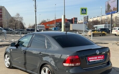 Volkswagen Polo VI (EU Market), 2011 год, 700 000 рублей, 5 фотография