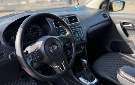 Volkswagen Polo VI (EU Market), 2011 год, 700 000 рублей, 9 фотография