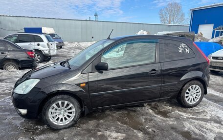 Ford Fiesta, 2005 год, 270 000 рублей, 2 фотография