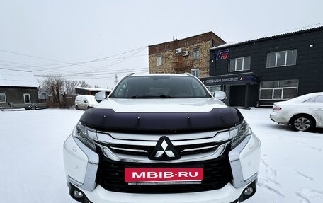 Mitsubishi Pajero Sport III рестайлинг, 2017 год, 2 850 000 рублей, 4 фотография