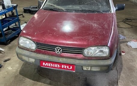 Volkswagen Golf III, 1993 год, 63 000 рублей, 1 фотография